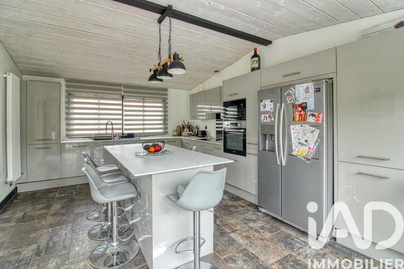 Maison - 142 m² - 6 pièces