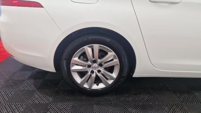 Peugeot 308 Sw bluehdi 100ch ss active business