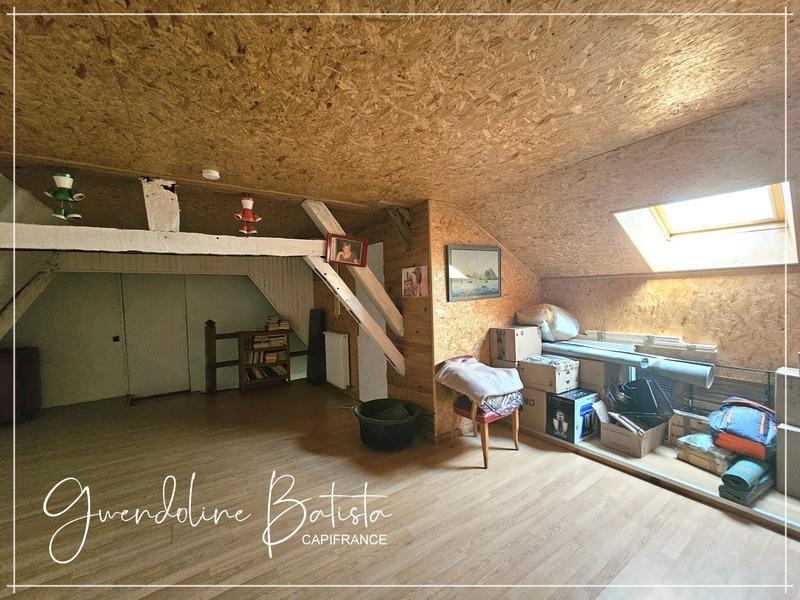 Maison - 215 m² - 6 pièces