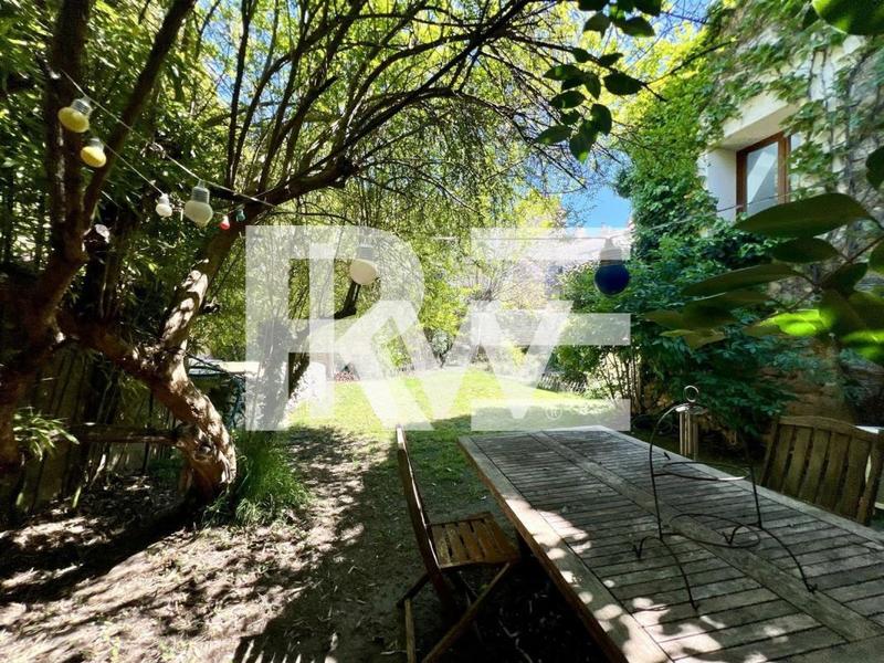 Maison - 196 m² - 8 pièces