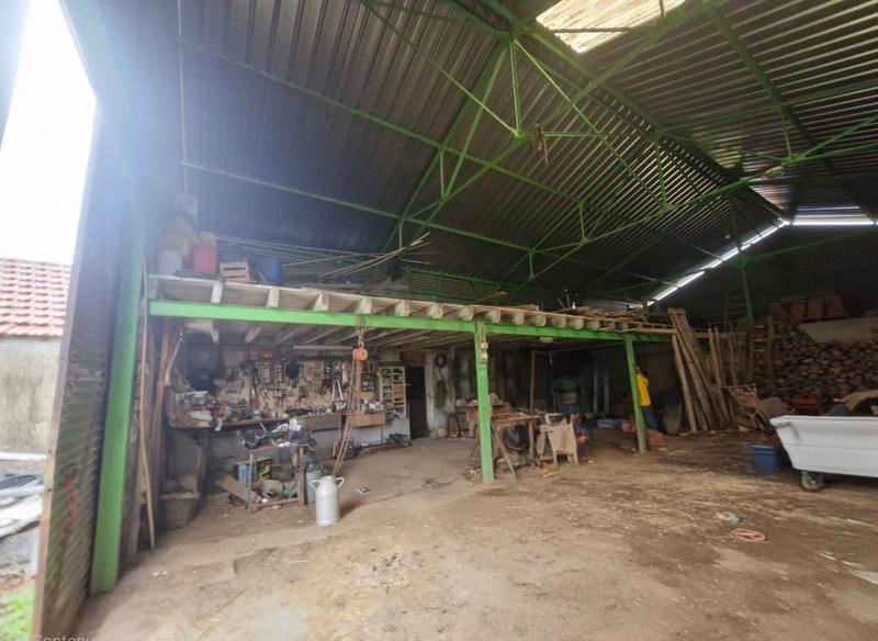 Maison - 168 m² - 2 pièces