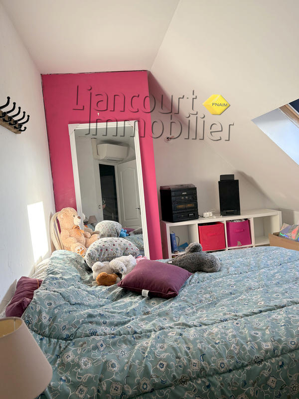 Maison - 98 m² - 6 pièces