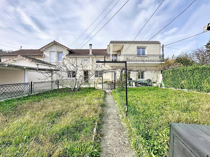 Maison - 134 m² - 5 pièces