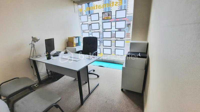 Immeuble - 160 m² - 9 pièces