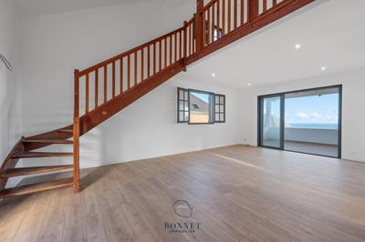 Duplex - 108 m² - 4 pièces