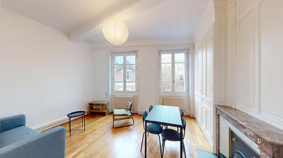 Appartement - 79 m² - 4 pièces