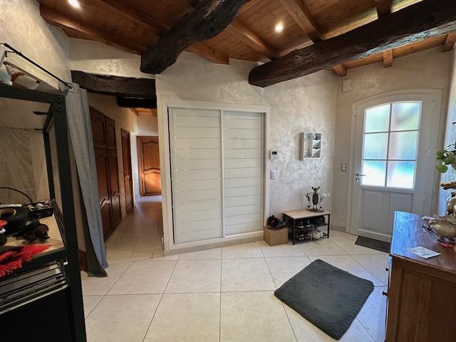 Maison - 160 m² - 4 pièces