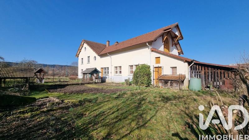 Maison - 192 m² - 9 pièces