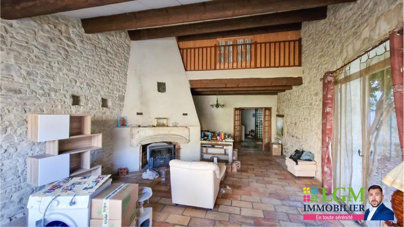 Maison - 345 m² - 8 pièces