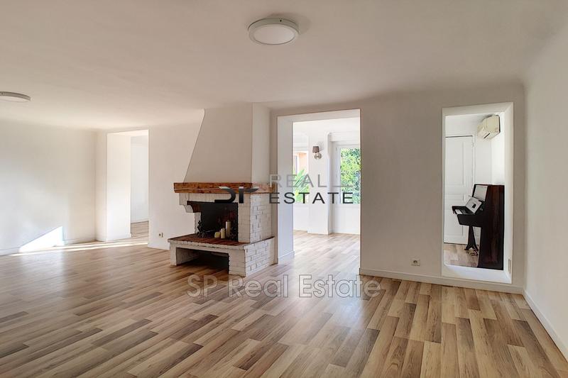 Maison - 178 m² - 6 pièces