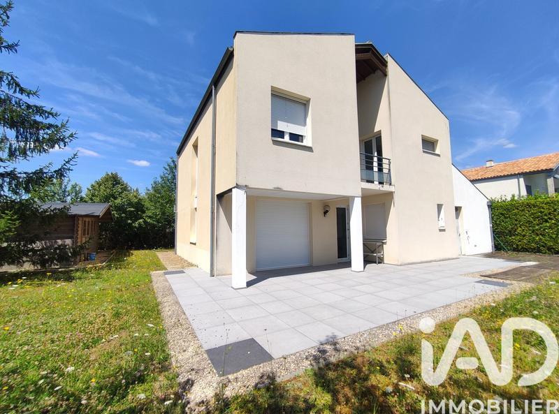 Maison - 141 m² - 7 pièces