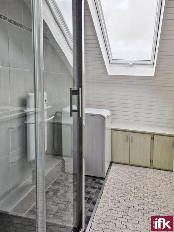 Maison - 201 m² - 7 pièces