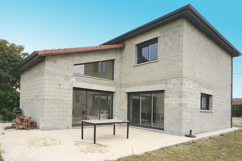 Maison - 153 m² - 4 pièces