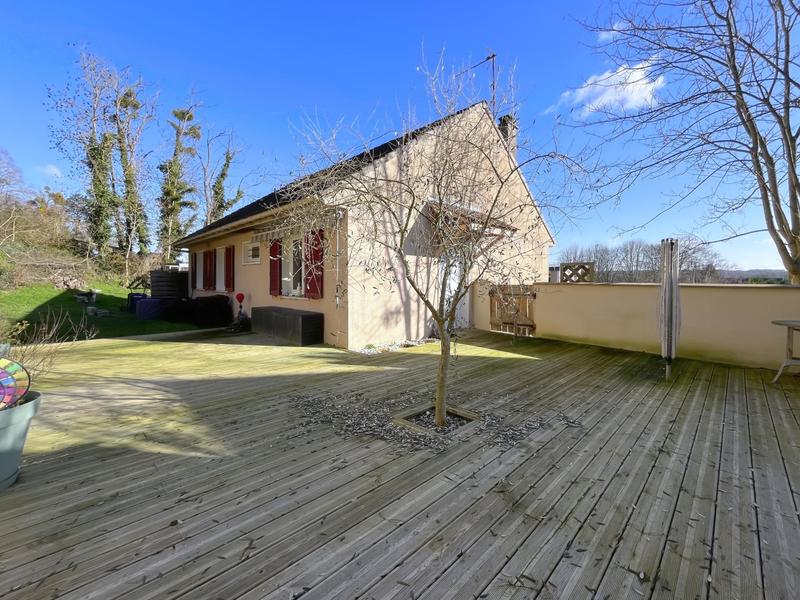 Maison - 92 m² - 4 pièces