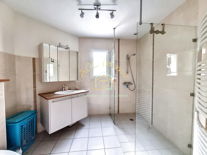 Maison - 152 m² - 7 pièces