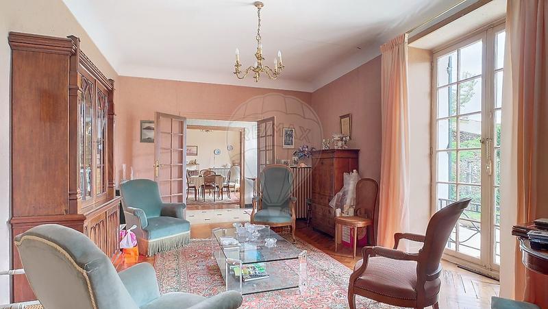 Maison - 162 m² - 6 pièces