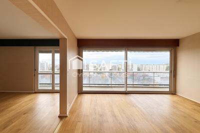 Appartement - 81 m² - 4 pièces