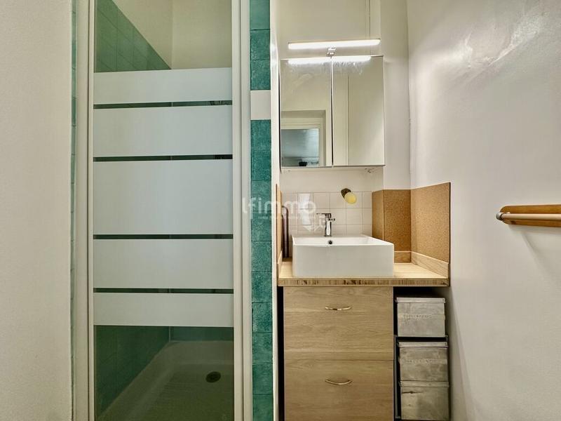 Studio - 27 m² - 1 pièce