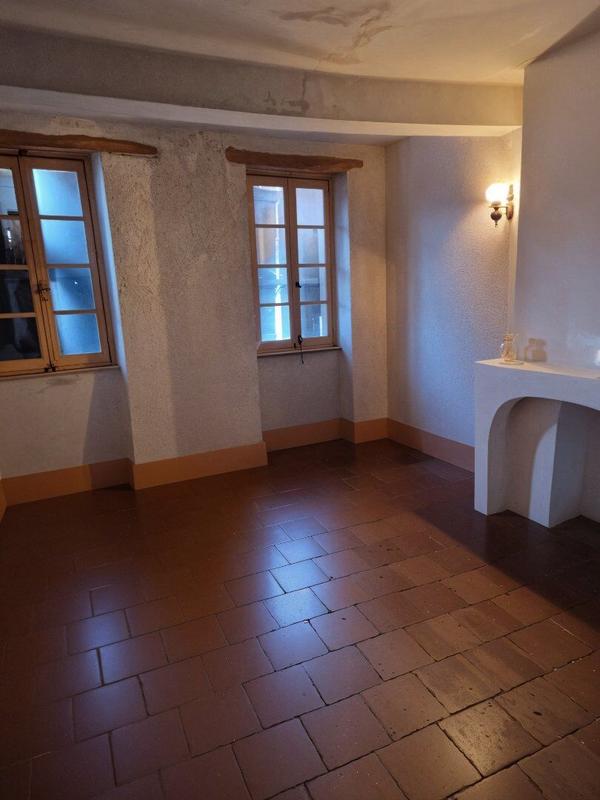 Maison - 200 m² - 8 pièces