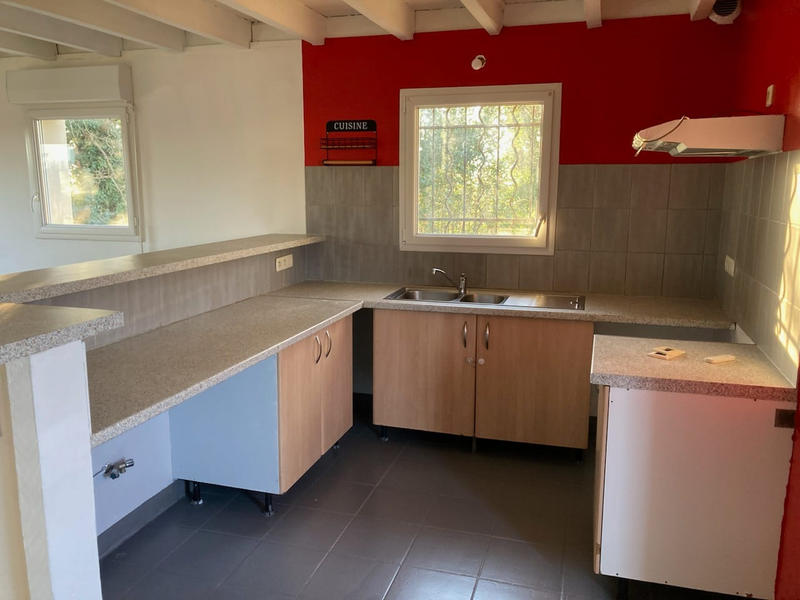 Maison - 376 m² - 15 pièces