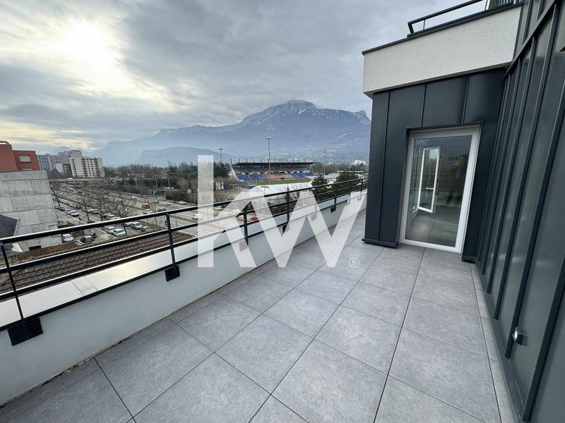 Appartement - 89 m² - 4 pièces