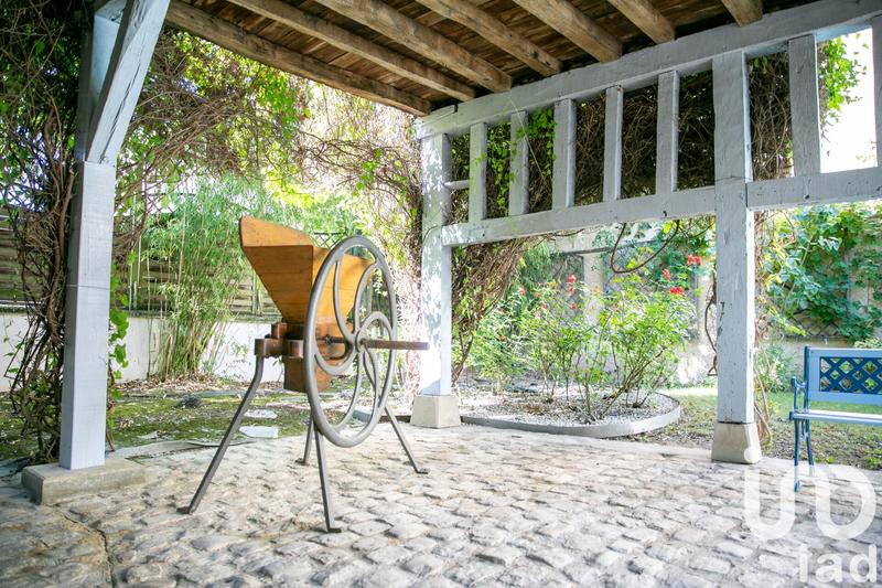 Maison de ville - 382 m² - 12 pièces