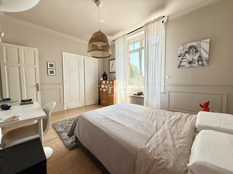 Maison bourgeoise - 226 m² - 7 pièces