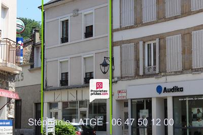 Immeuble - 186 m² - 9 pièces