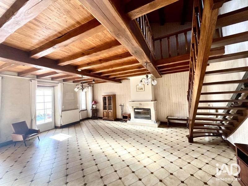 Maison - 150 m² - 4 pièces