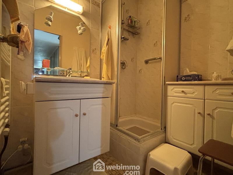 Maison - 206 m² - 11 pièces