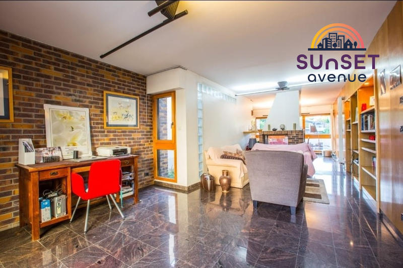 Maison contemporaine - 137 m² - 7 pièces