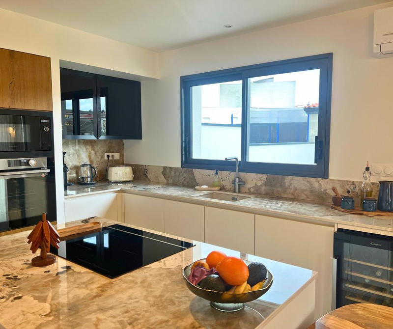 Maison - 140 m² - 5 pièces