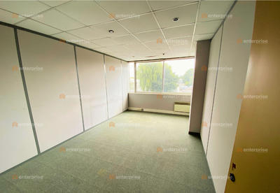 Bureau - 600 m²