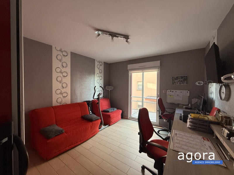 Appartement - 100 m² - 4 pièces