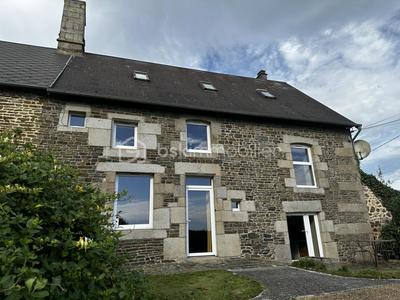 Maison - 125 m² - 7 pièces