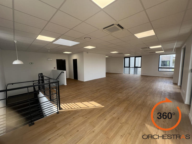 Local d'activités - 786 m²