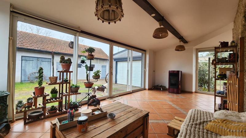 Maison - 160 m² - 4 pièces