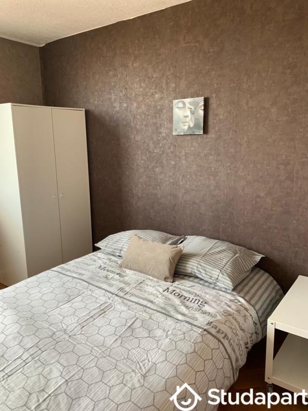 Chambre - 12 m² - 1 pièce