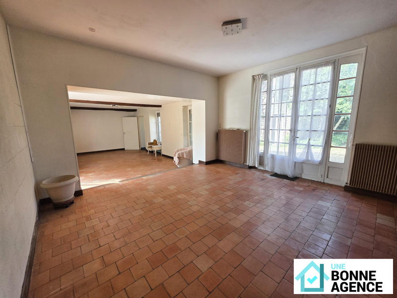 Maison - 223 m² - 8 pièces