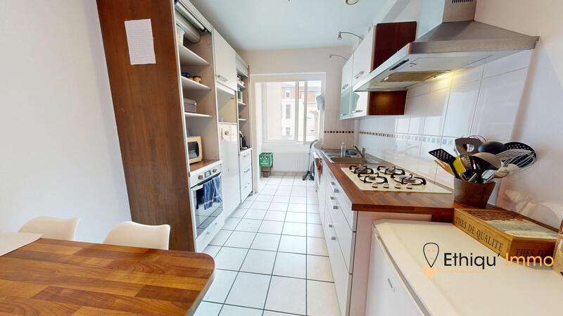 Appartement - 72 m² - 4 pièces