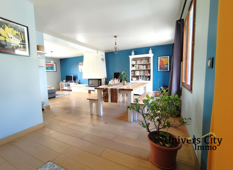 Maison - 123 m² - 6 pièces