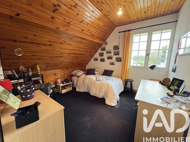 Maison - 128 m² - 7 pièces