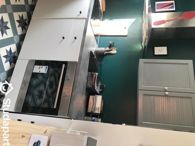 Chambre - 11 m² - 1 pièce