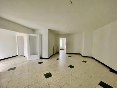 Maison - 159 m² - 6 pièces