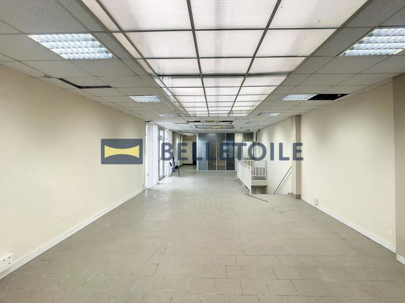 Local commercial - 180 m²