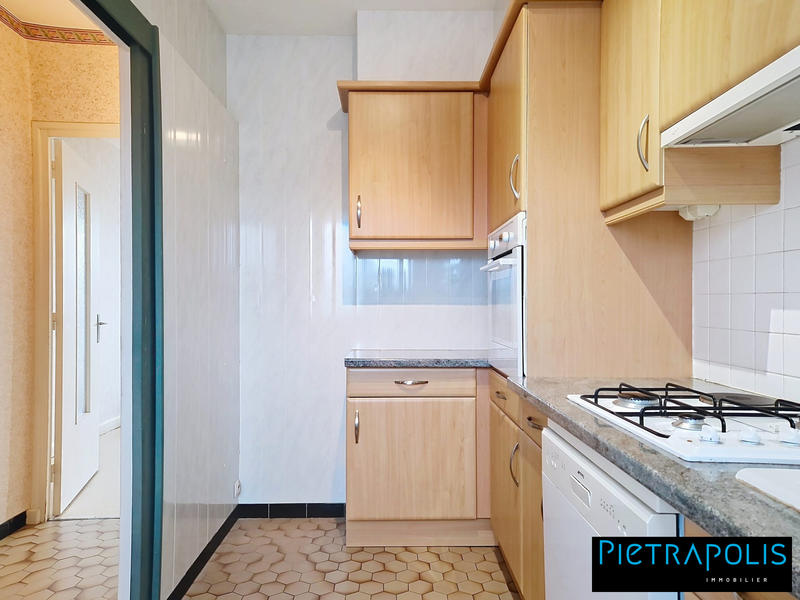 Appartement - 64 m² - 3 pièces