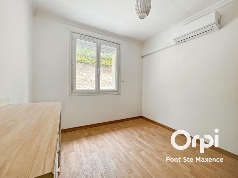 Maison - 75 m² - 5 pièces