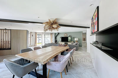 Maison - 165 m² - 6 pièces