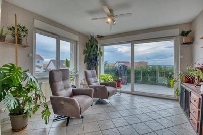 Maison - 266 m² - 7 pièces