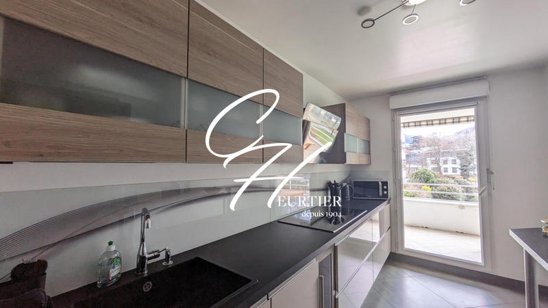 Appartement - 67 m² - 3 pièces